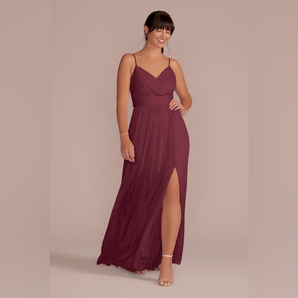 David’s Bridal Bridesmaid Dress Wine Color (Small)